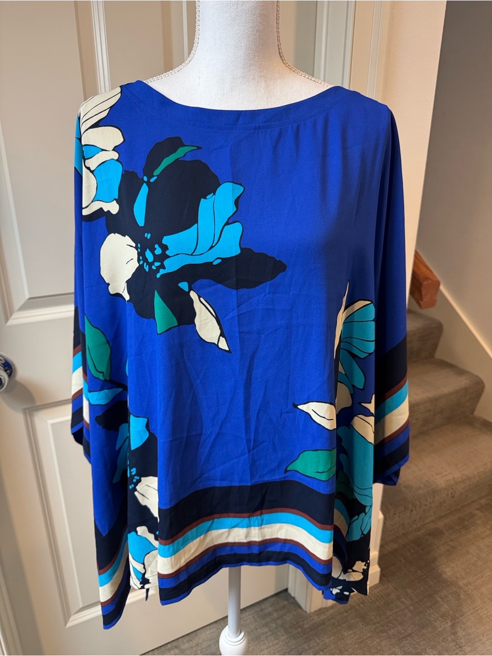 Chico's Coastal Air East West Boatneck Poncho, L/XL
